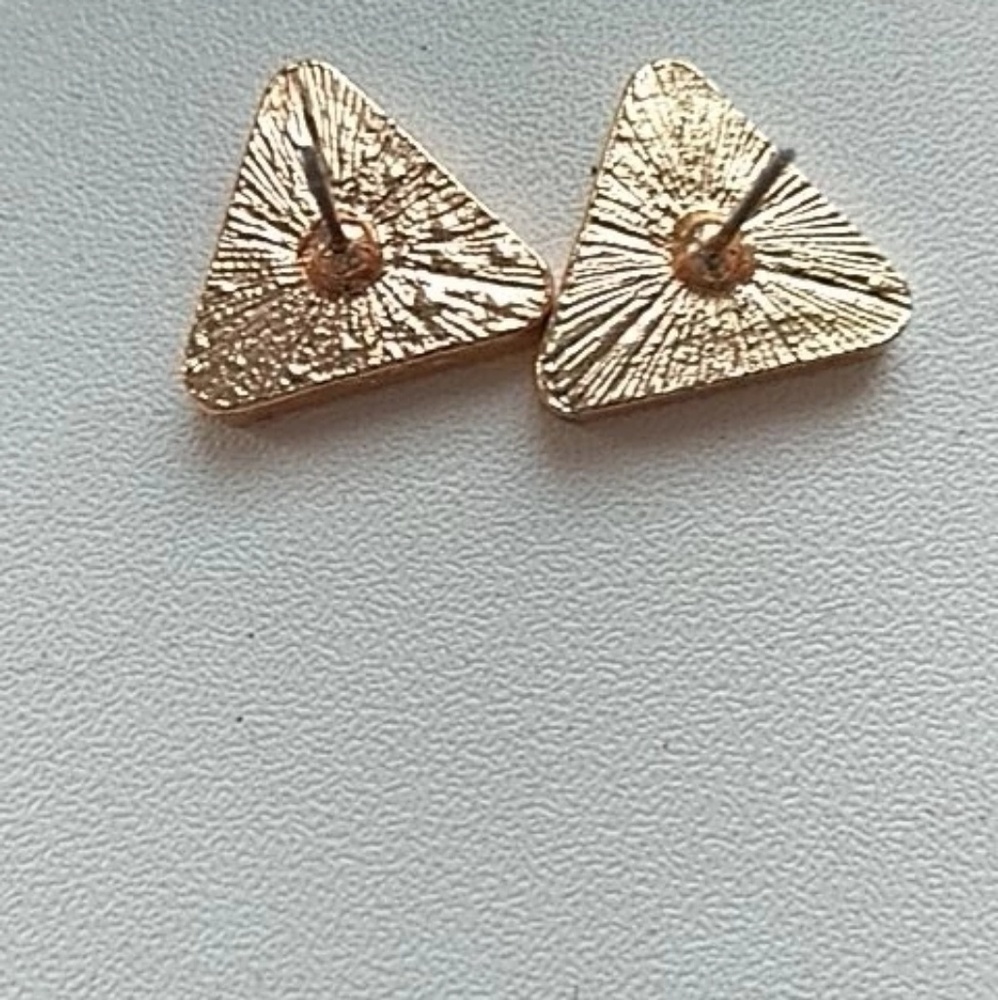 Marble Triangle Ear Jackets - Picture 5 of 6
